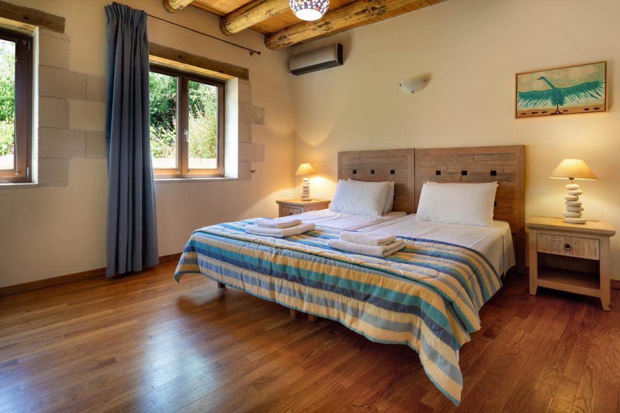 Villa Erontas Makhairoí Esterno foto