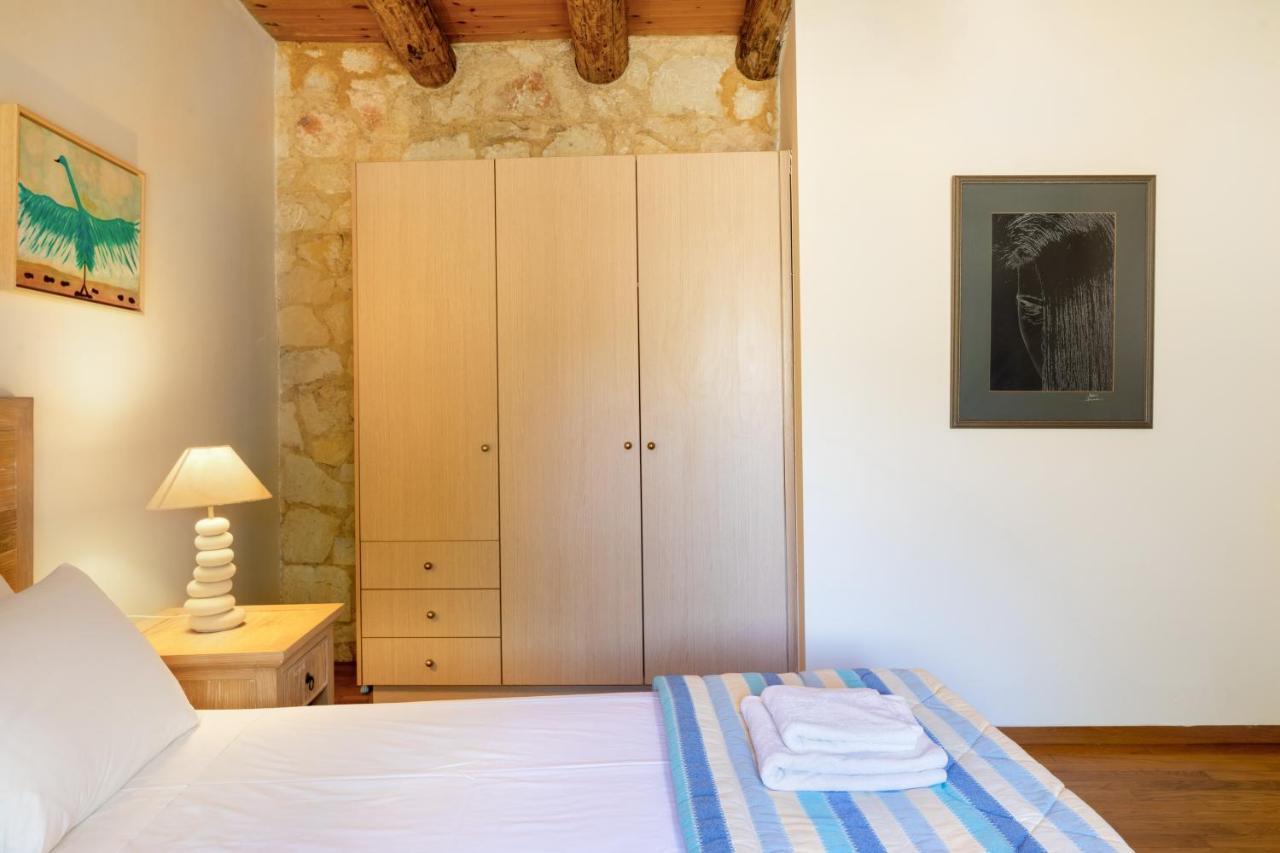 Villa Erontas Makhairoí Esterno foto